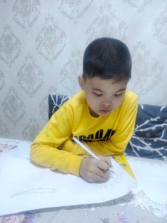 Алтын қолдар номинациясына ұсынылған жұмыстар. "Шексіз шығармашылық" республикалық байқау.