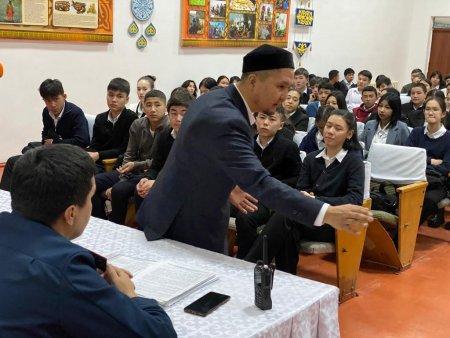 Дін өкілдерімен кездесу. Орталық мешіттің наиб имамы Ақтамберді Мусабек