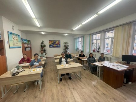 2 "В" сынып   "Отбасы-тәрбиенің ұясы"  ата-аналар жиналысы