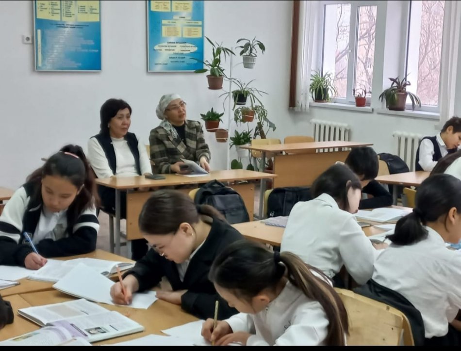 3-зерттеу тобының кезекті сабағы 25.01.24 жылы 6"ә" сыныбында қазақ тілі пәнінен өтті. Пән мұғалімі Кошанова Жамилә
